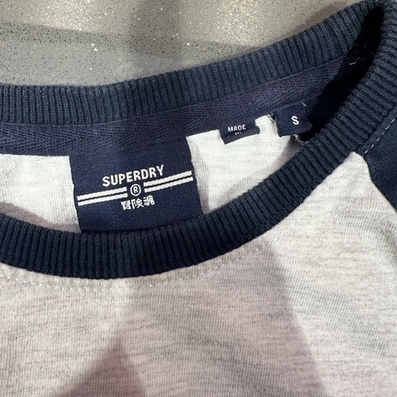 Men’s Superdry T-shirt EUC - Picture 3 of 3